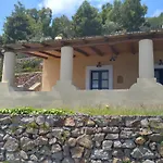La Casa Del Mandorlo Vakantiehuis San Salvatore (Messina)