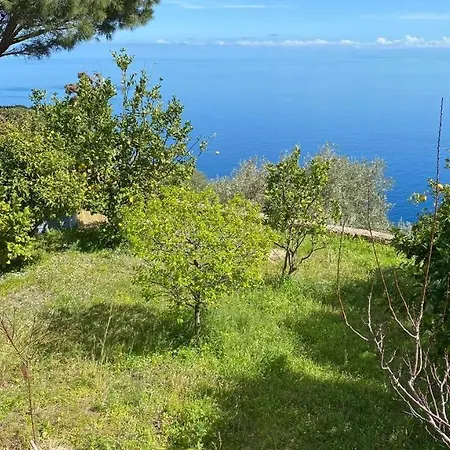La Casa Del Mandorlo Holiday home San Salvatore (Messina)