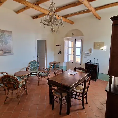 La Casa Del Mandorlo Holiday home San Salvatore (Messina)