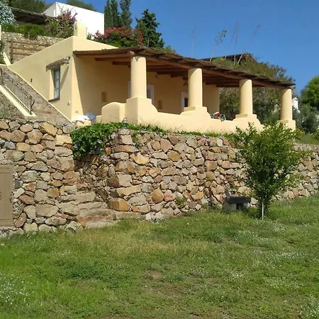 La Casa Del Mandorlo Holiday home