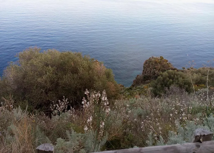 La Casa Del Mandorlo San Salvatore (Messina)