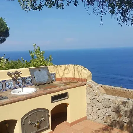 La Casa Del Mandorlo * San Salvatore (Messina)