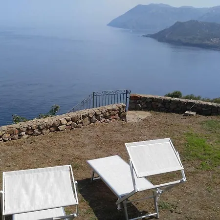 Vakantiehuis La Casa Del Mandorlo San Salvatore (Messina)