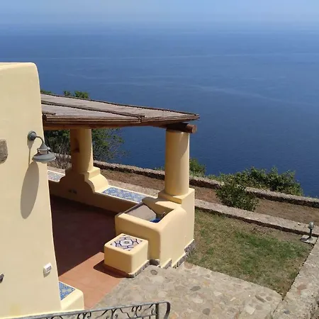 La Casa Del Mandorlo San Salvatore (Messina)