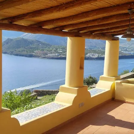 La Casa Del Mandorlo Vakantiehuis *