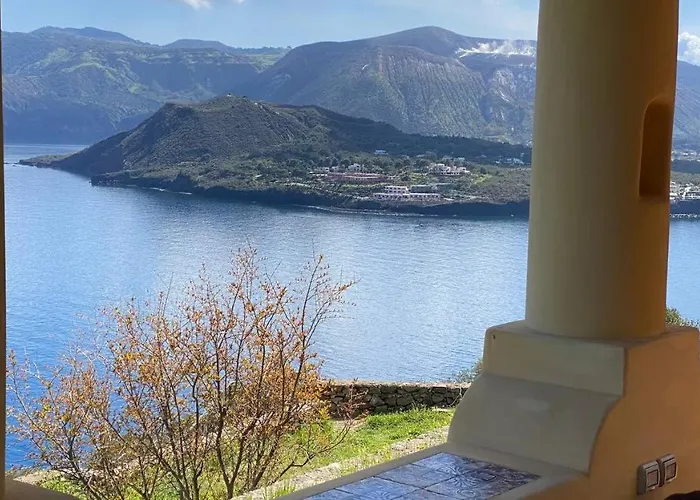 La Casa Del Mandorlo San Salvatore (Messina)